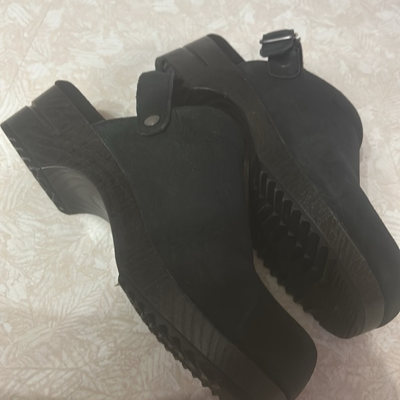 WHITE MOUNTAIN Shoes Being Leather Footbeds Clog - Size 9.5 - Picture 5 of 5